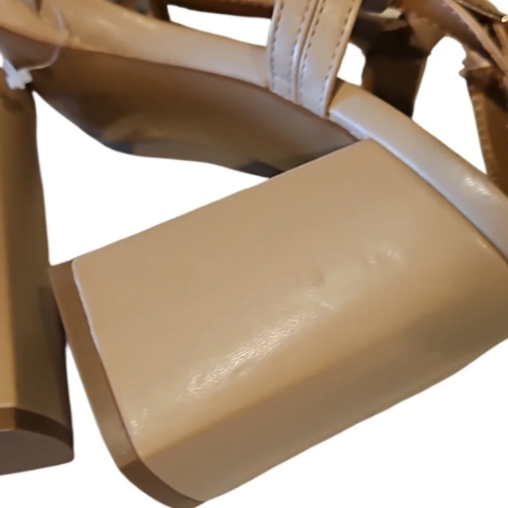 NEW! KENSIE Leilany Strappy Vegan Leather Platform Sandals 9.